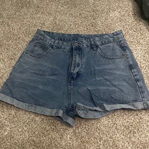 jean/denim shorts